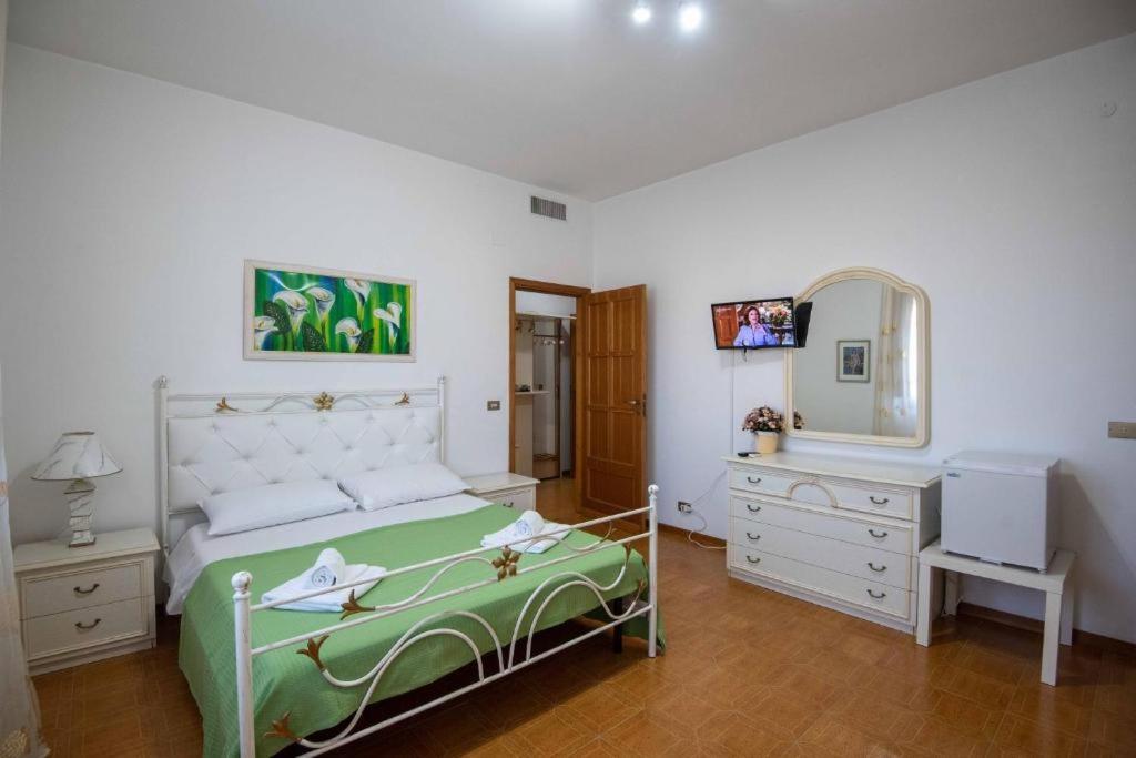 B. & B. Villa Giada 지노사마리나 외부 사진